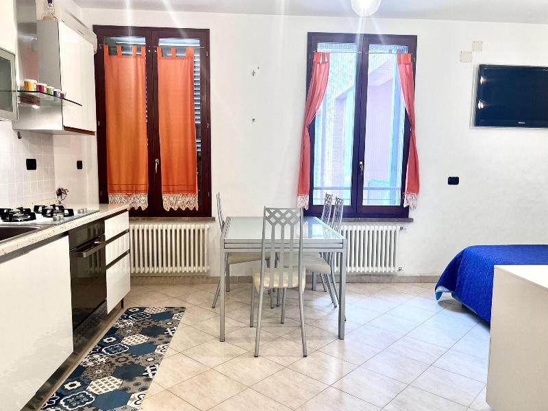 Provenzano Top Floor image