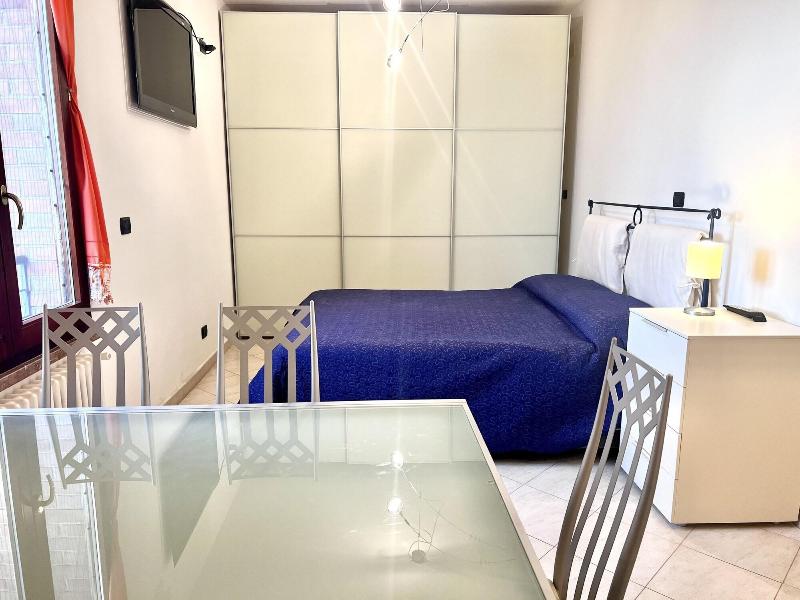 Provenzano Top Floor image