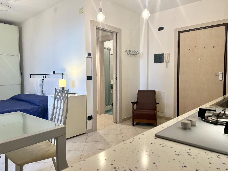 Provenzano Top Floor image