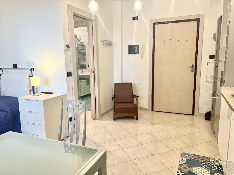 Provenzano Top Floor image