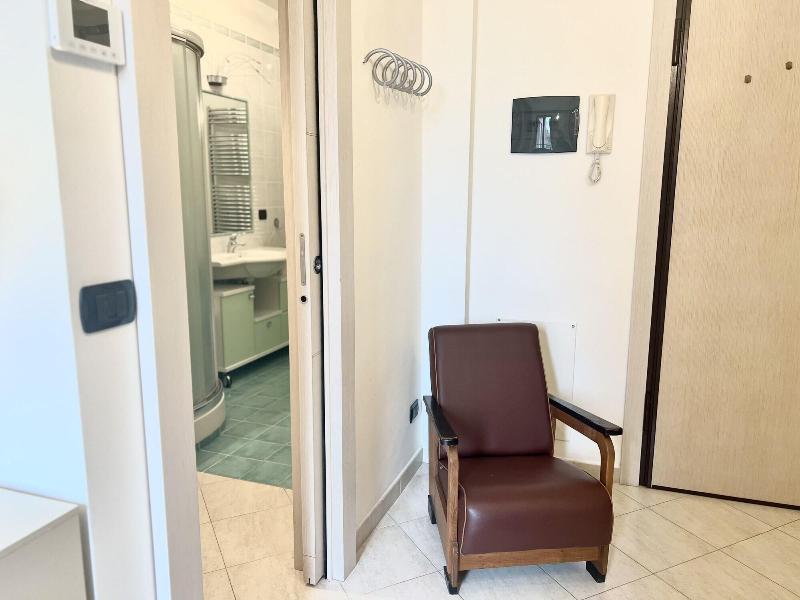 Provenzano Top Floor image