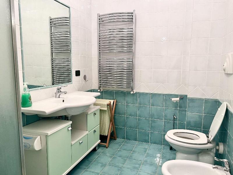 Provenzano Top Floor image