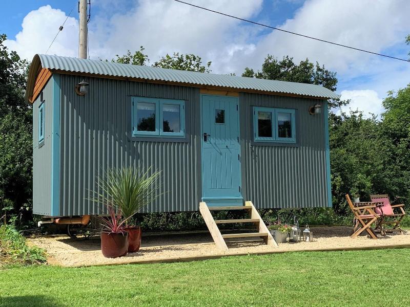 St Kew Shepherd Huts image