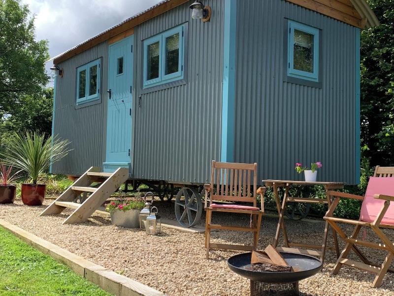 St Kew Shepherd Huts image