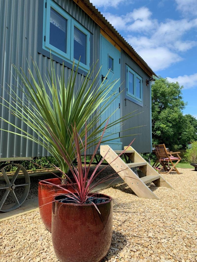 St Kew Shepherd Huts image