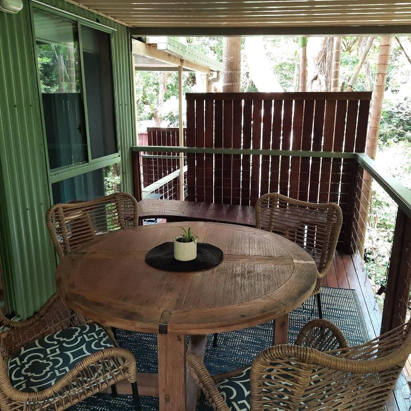 Treetops Accommodation Montville image