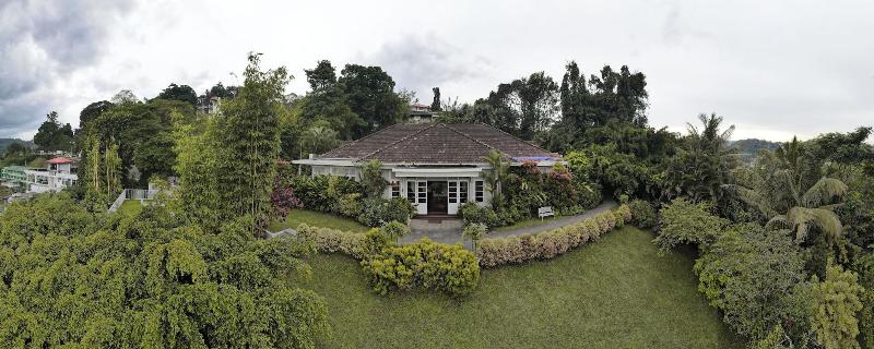 Castle Hill Bungalow image