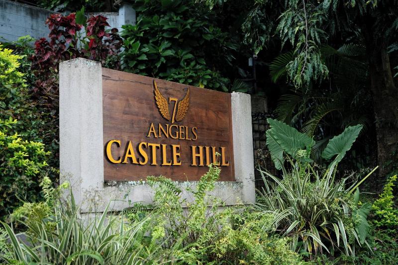 Castle Hill Bungalow image