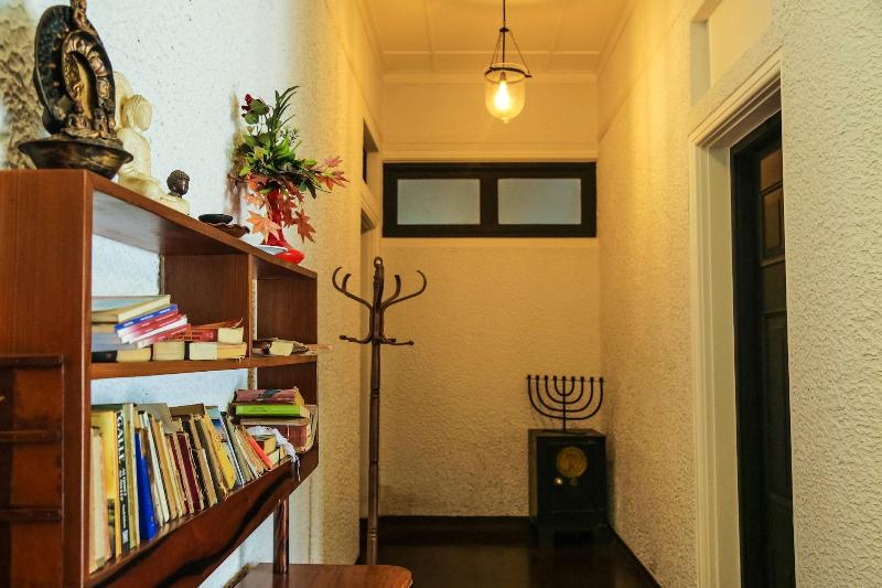 Castle Hill Bungalow image