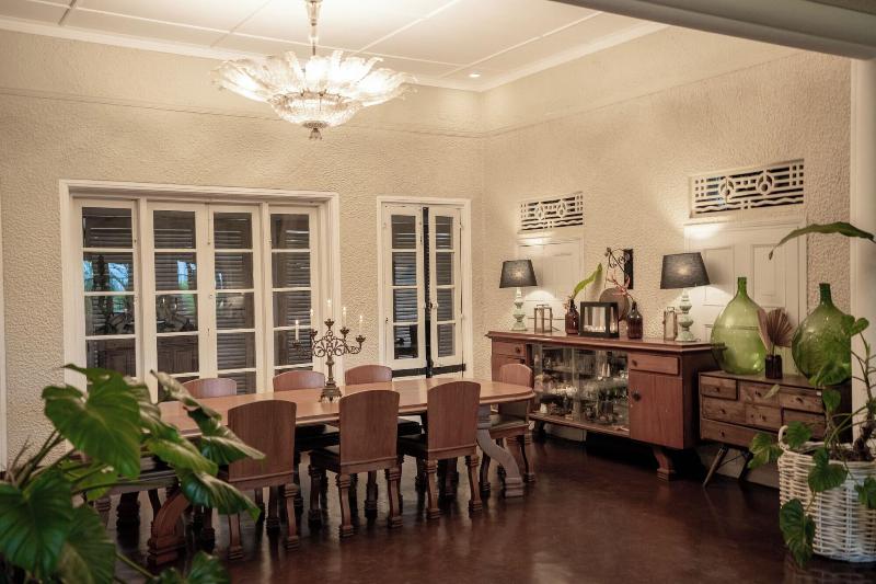 Castle Hill Bungalow image