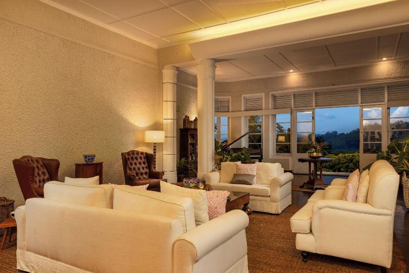 Castle Hill Bungalow image