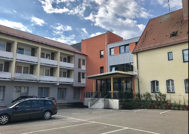 Hotel Und Gasthof Zum Hirsch image