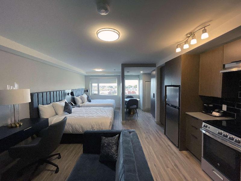 Skye Hotel image