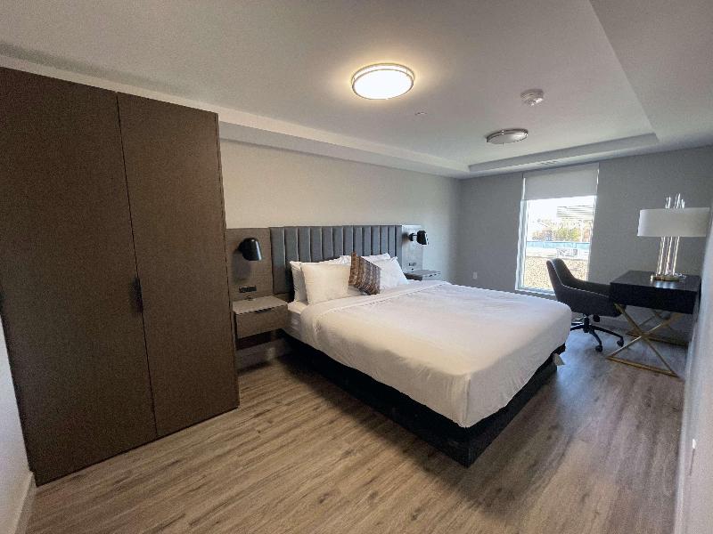 Skye Hotel image
