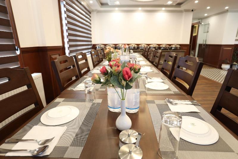 Hotel Paldan image