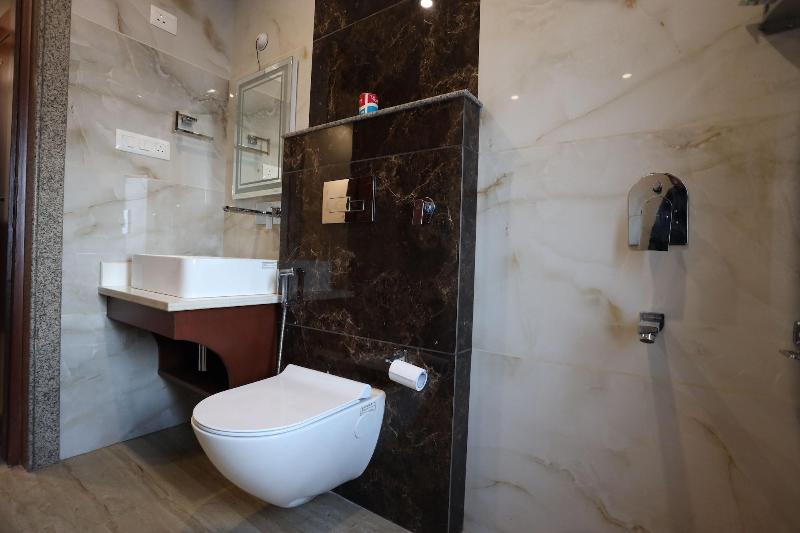 Hotel Paldan image