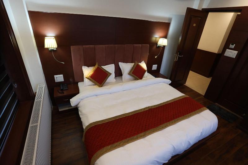 Hotel Paldan image