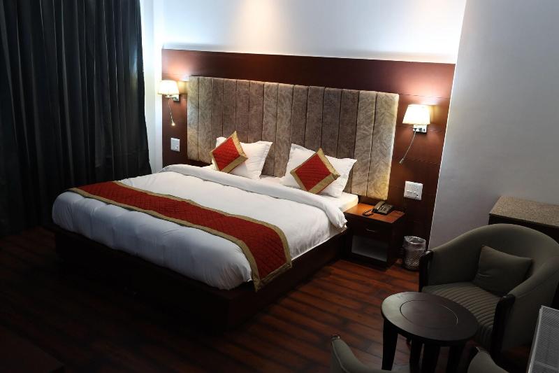 Hotel Paldan image