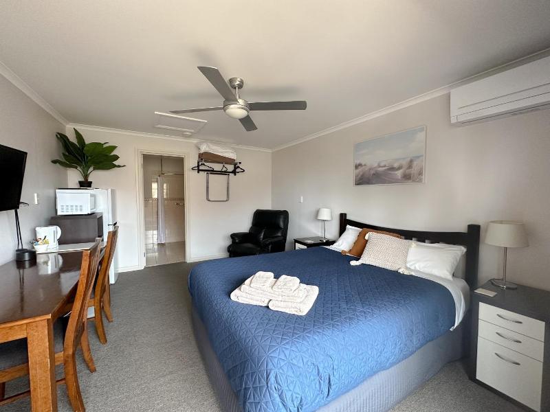 Port Vincent Motel Apartments