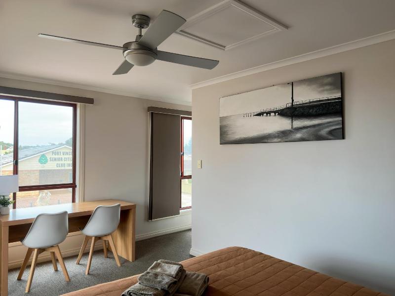 Port Vincent Motel Apartments