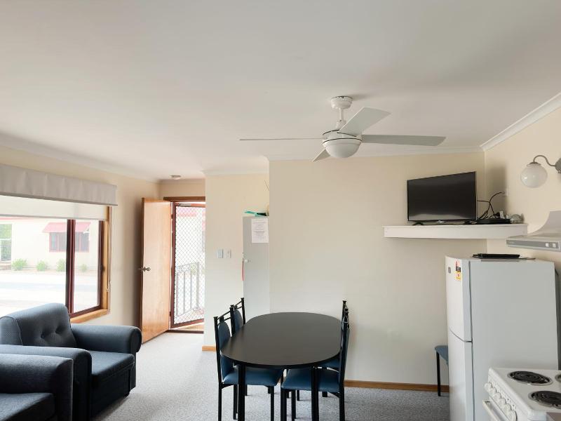 Port Vincent Motel Apartments