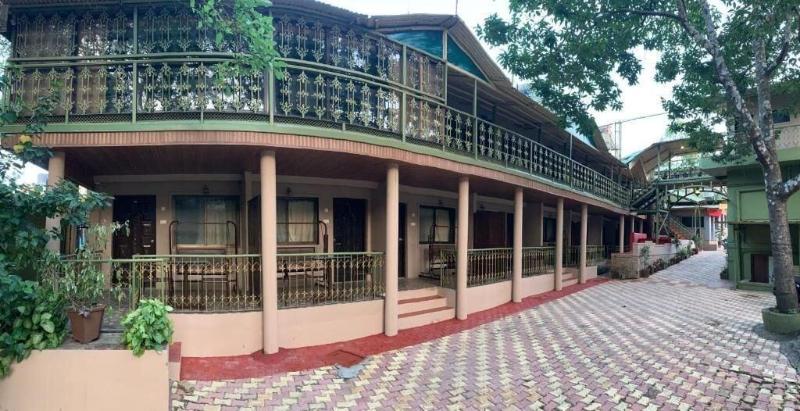 Pan Hill Hotel