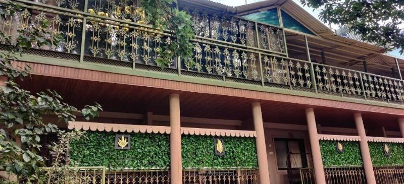 Pan Hill Hotel