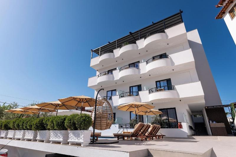 Monel Hotel image
