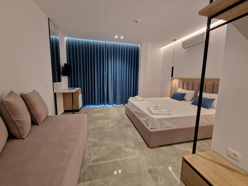 Monel Hotel image