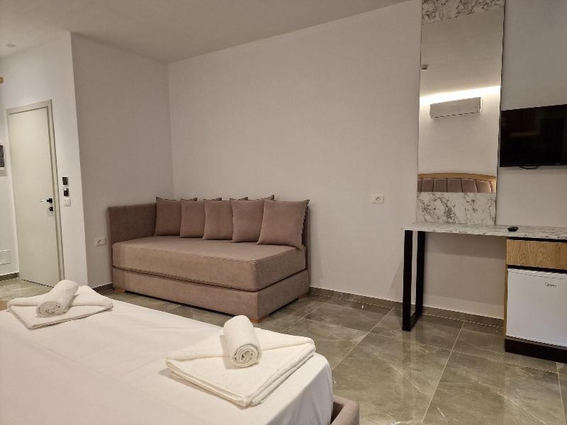Monel Hotel image