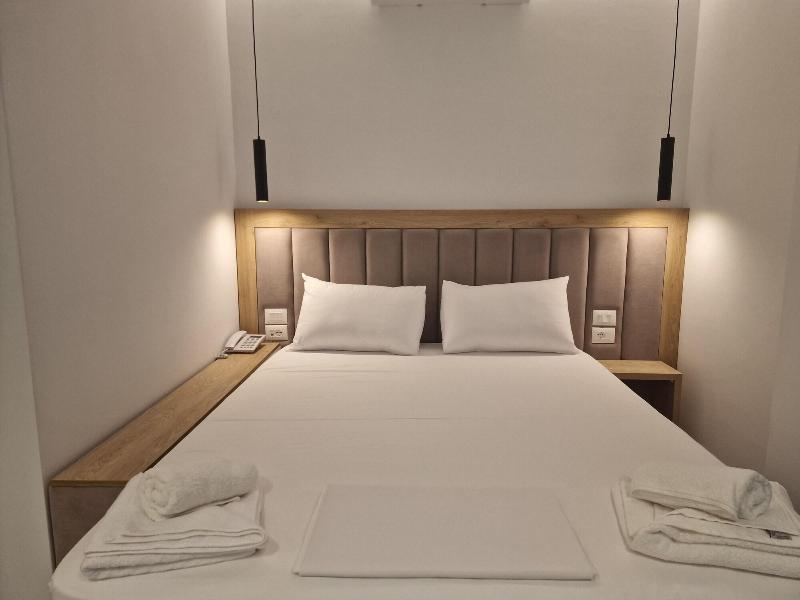 Monel Hotel image