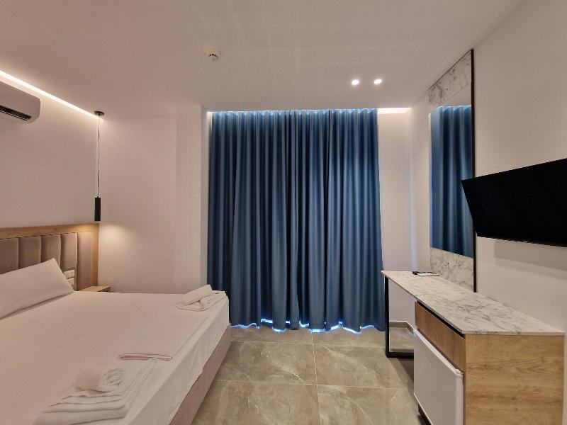 Monel Hotel image