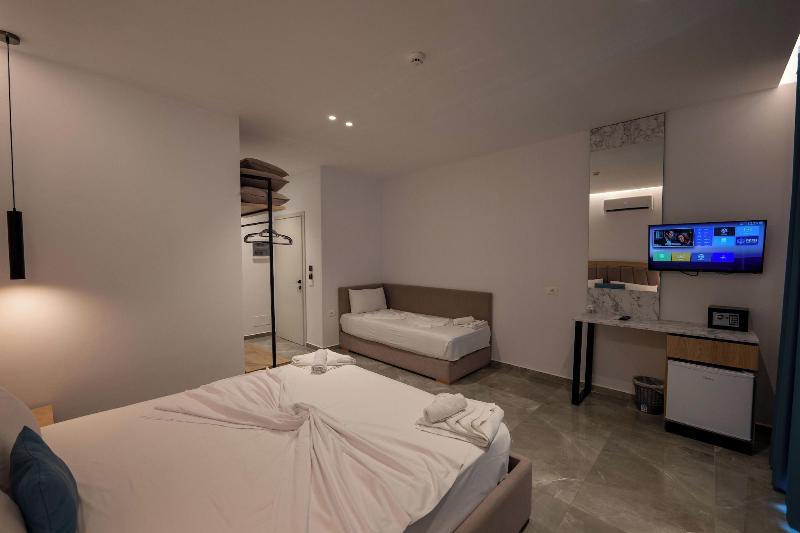 Monel Hotel image