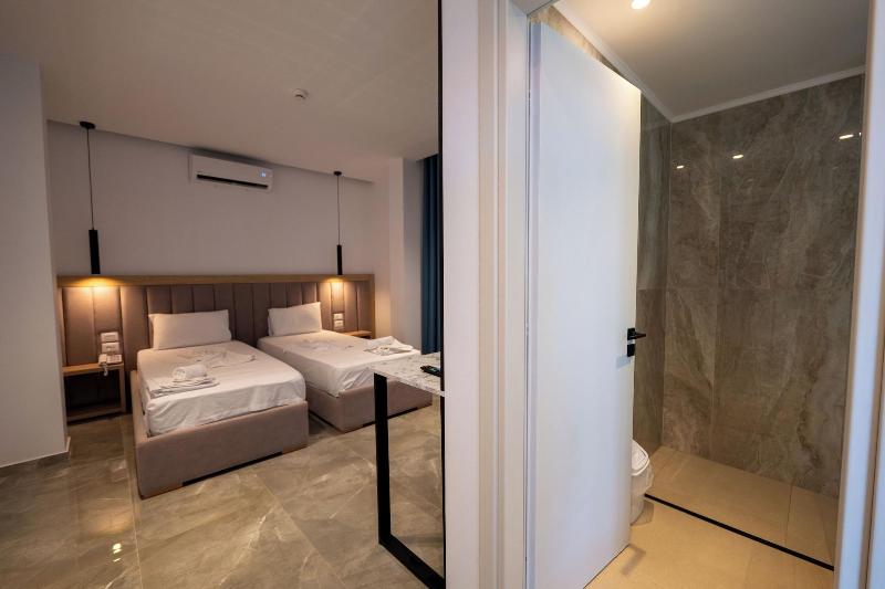 Monel Hotel image