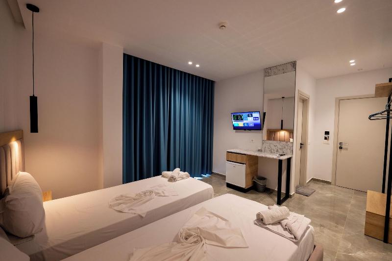Monel Hotel image