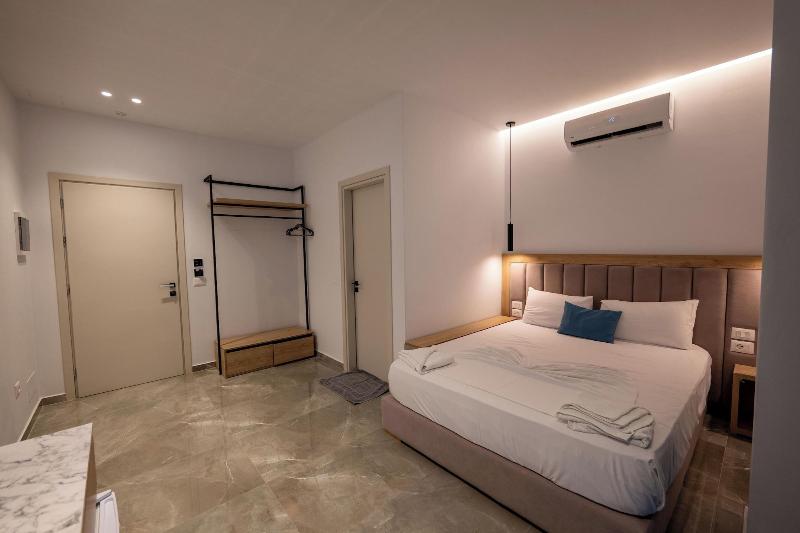 Monel Hotel image