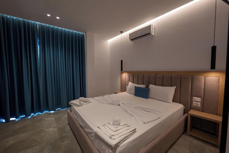 Monel Hotel image
