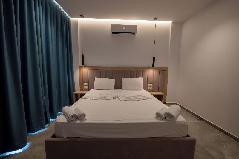 Monel Hotel image