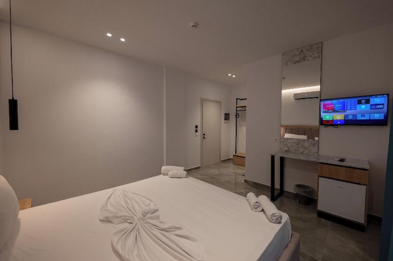 Monel Hotel image