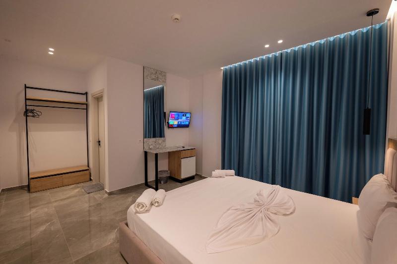 Monel Hotel image