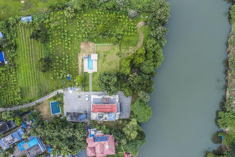 Nadhiyoram River Retreat By Maat Hotels image