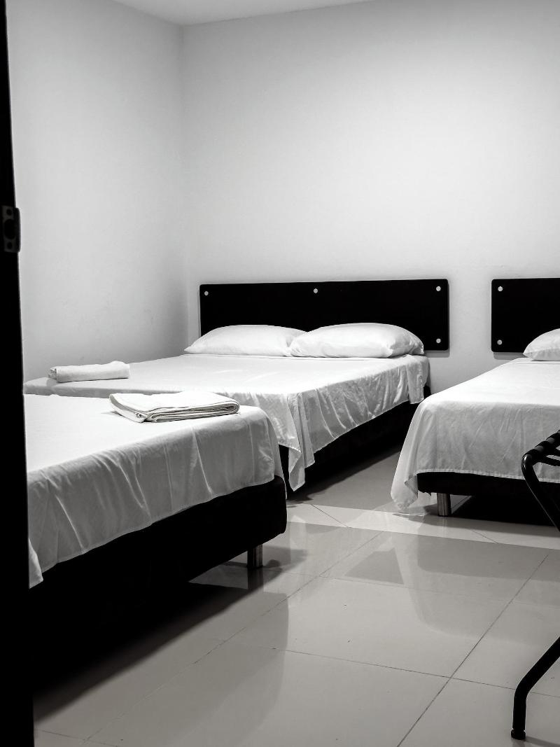 Hotel Bazurto Plaza image
