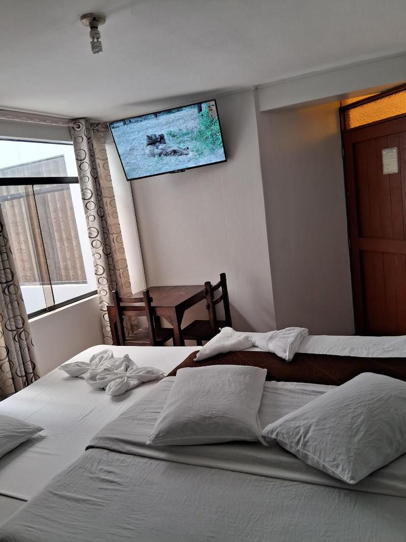 Hotel Las Artes Inn image