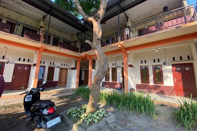 Oyo Life 93257 Kos Anugerah image
