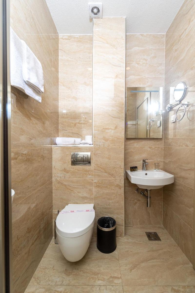Hotel 219 Budva image