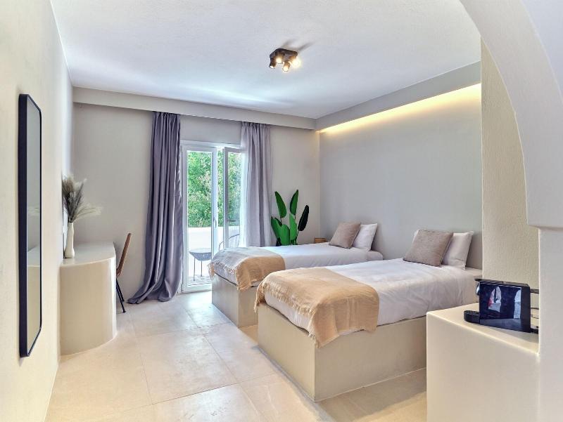 Paridian Living image