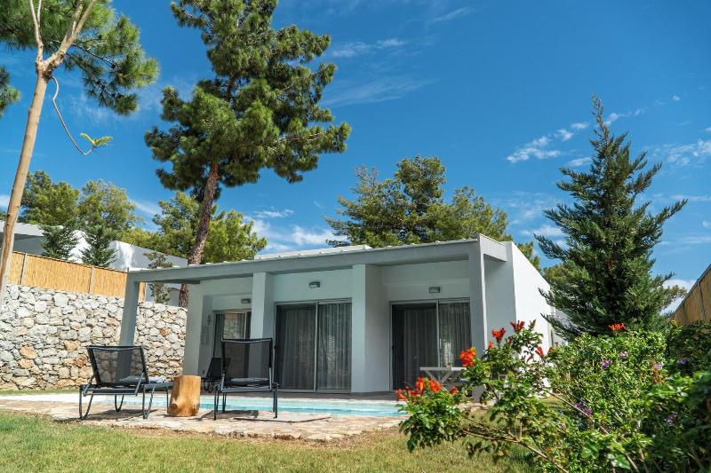 Z Villas image