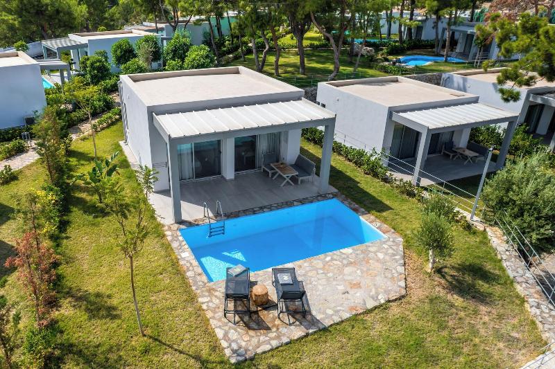 Z Villas image