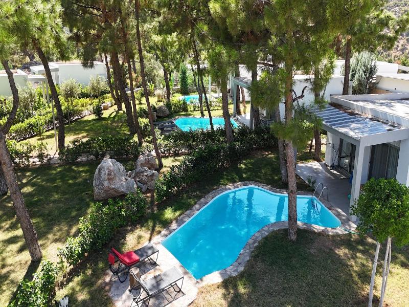 Z Villas image