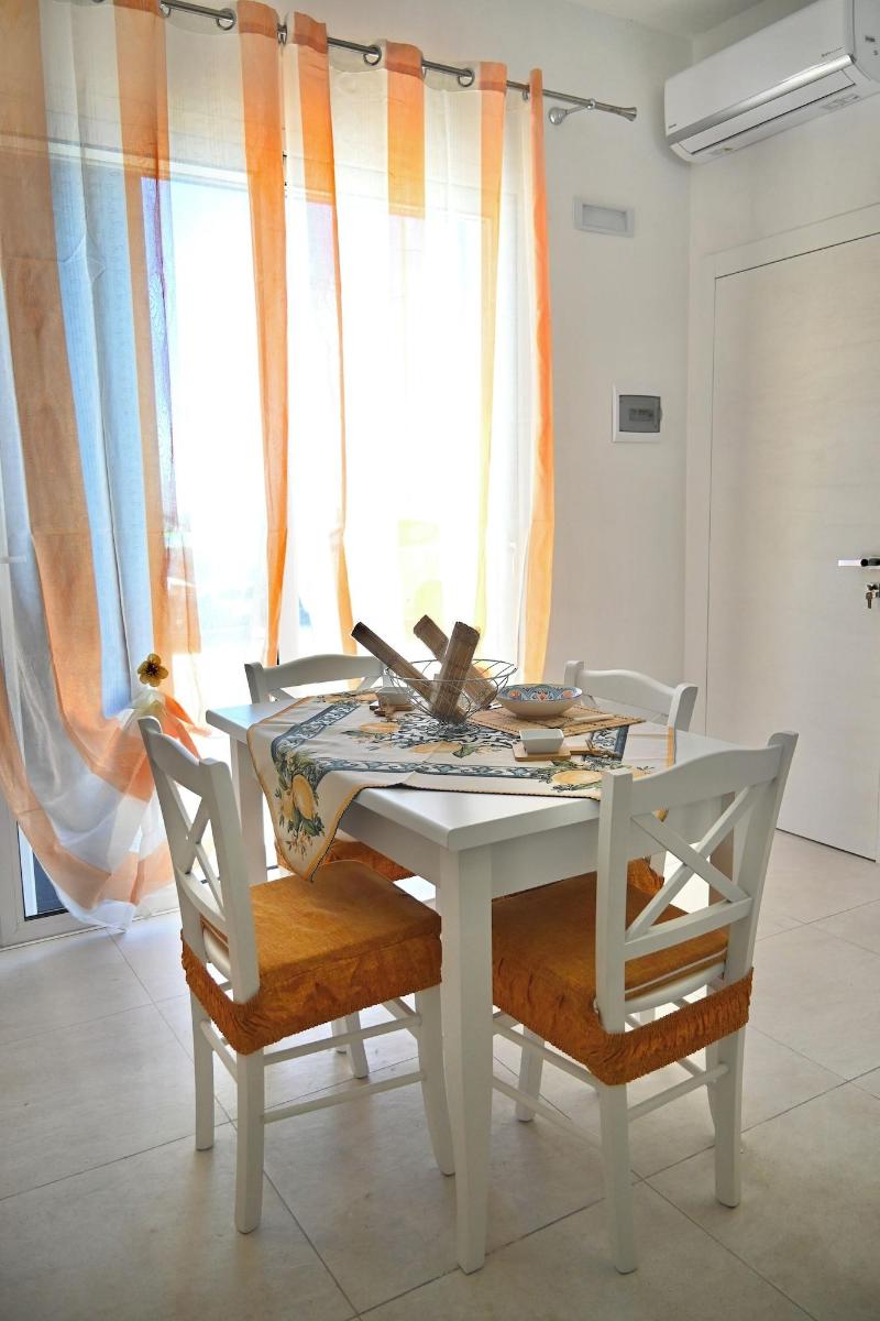 Mare Arcobaleno Casa Vacanze image